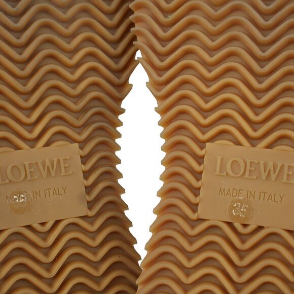 Loewe Flow Runner Sneakers in Multicolor Suede and Nylon - Picture 11 of 12